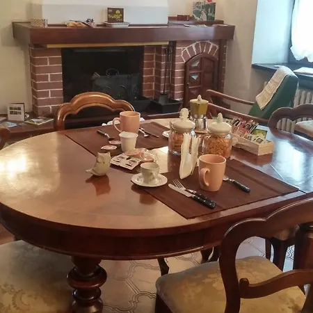 Nelle Vigne Сasa de vacaciones Novello