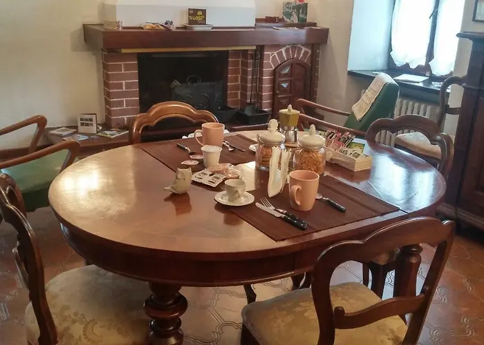 Nelle Vigne Сasa de vacaciones Novello